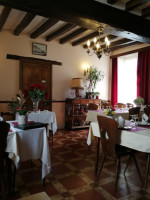 Relais Du Plessis-Bourre food