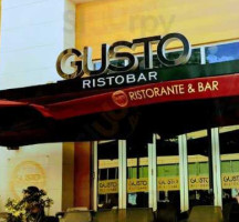 Gusto Ristobar outside