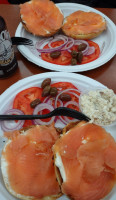 Jo-el's Kosher Deli, Market Café food