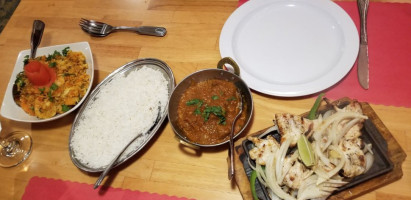 Himalayan Hut (authentic Indian Nepali Food) food