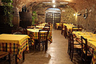 Antica Cantina E. Toti food