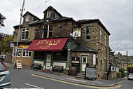 Fanny's Real Ale House outside