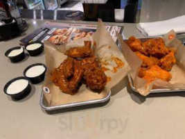 Buffalo Wild Wings food