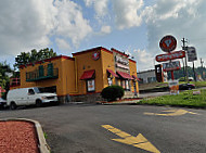 Popeyes Louisiana Kitchen outside