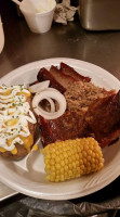 Backporch Smokehouse food