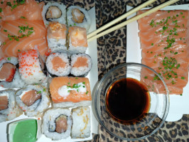 Home Sweet Sushi food