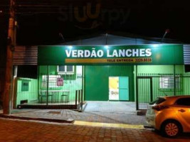 Verdao Lanches outside