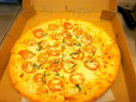 Big Apple Pizza food