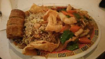 Fong's Chinese Restaurant  food