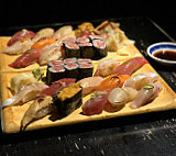 Sushi Yasaka food