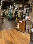 Cracker Barrel Old Country Store outside