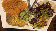 Cantina Azteca food