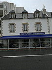 le Bar Breton inside