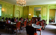 Angelina Versailles food