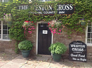 Weston Cross Inn outside