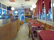 Pizzeria Doghen inside