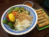 Hanh Phuc Vegetarian food