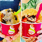 Menchie's Frozen Yogurt food