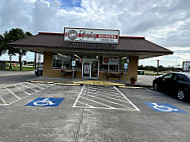 Shipley Do-nuts outside