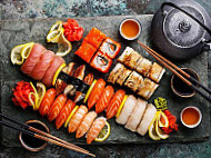 Sushi Lovers food