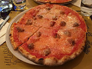 Pizzeria La Grotta Degli Angeli Di Ghoniem Ahmed Tawf Ik Ahmed food