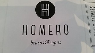 Homero Brasas y Copas