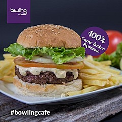 Bowling Cafe