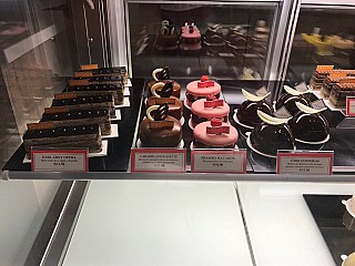 Yogashi Patisserie