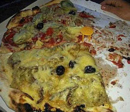 Pizza Puce