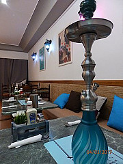 Dubai Café