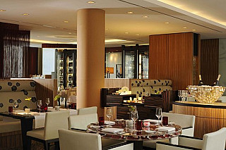 PÉGA - Das Restaurant im InterContinental Düsseldorf