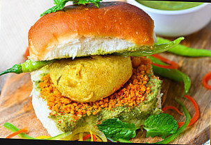 Sai Krupa Bombay Vadapav And Bhelpuri Center