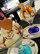 Gelateria-Cafe Romantica