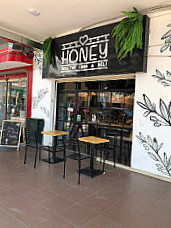 Honey Healthy Food And Deli