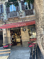 Crudo Piazza Yenne