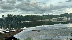 Le Barrage