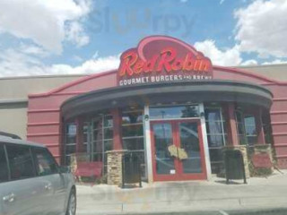 Red Robin Gourmet Burgers And Brews