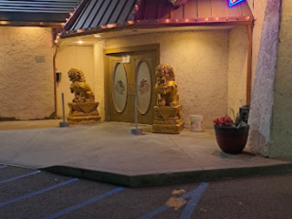 China Dragon Restaurant