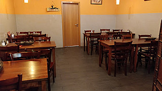 Pizzeria Mandana Bistro