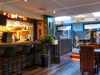 Harrisons Bar Restaurant