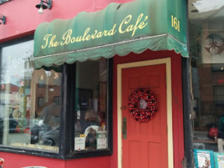 The Boulevard Cafe