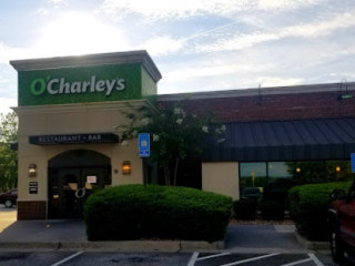 O'charley's Restaurant Bar