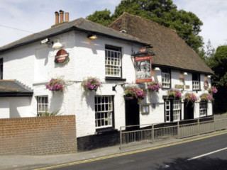 George Inn