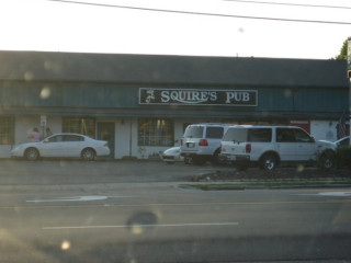 Squire's Pub