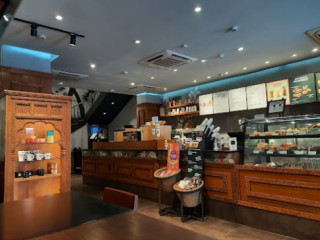 Starbucks Coffee House