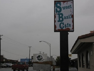 Sweet Basil Cafe