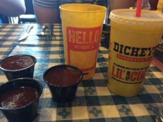 Dickey's Barbecue Pit