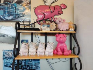 Pink Pig Cafe