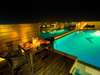 Lijo Sky Pool Restaurant