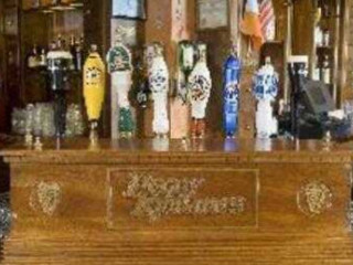 Peggy Kinnane's Irish Restaurant & Pub